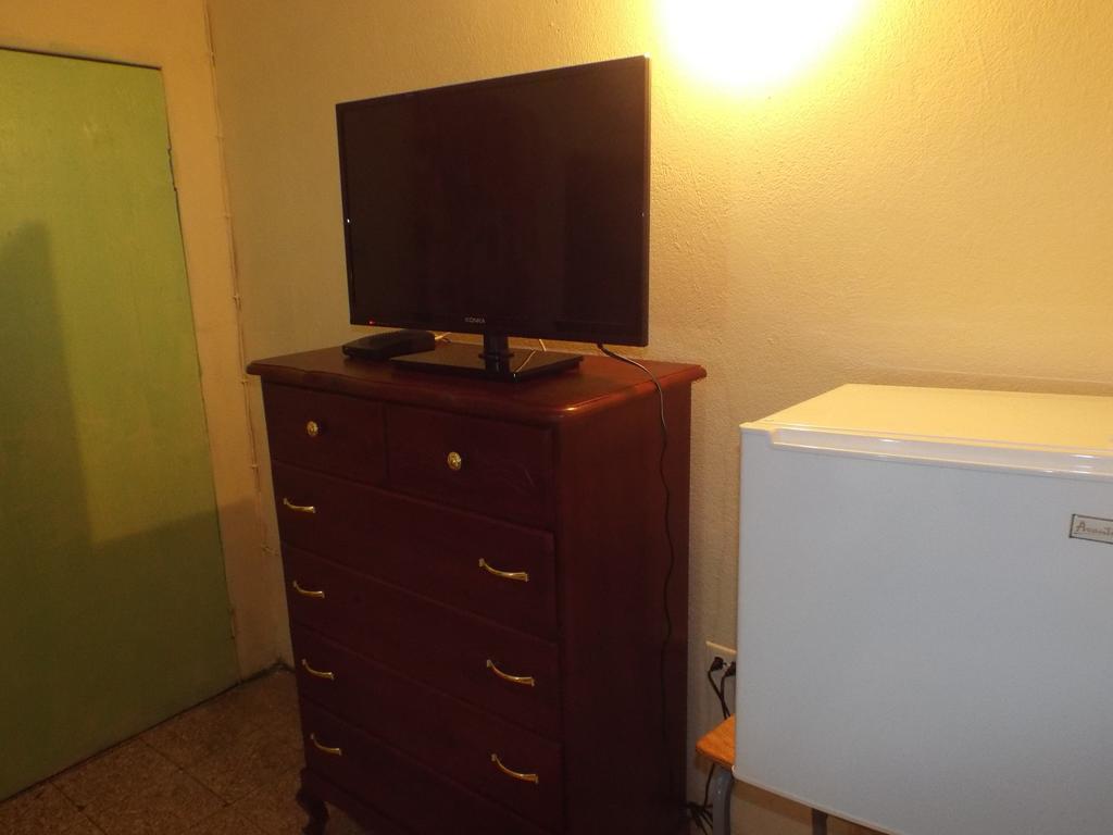 Tropical Court Inn New Kingston Bilik gambar
