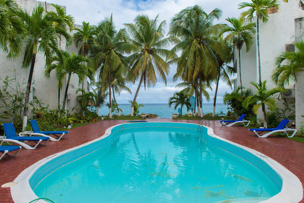 Tropical Court Inn New Kingston Luaran gambar