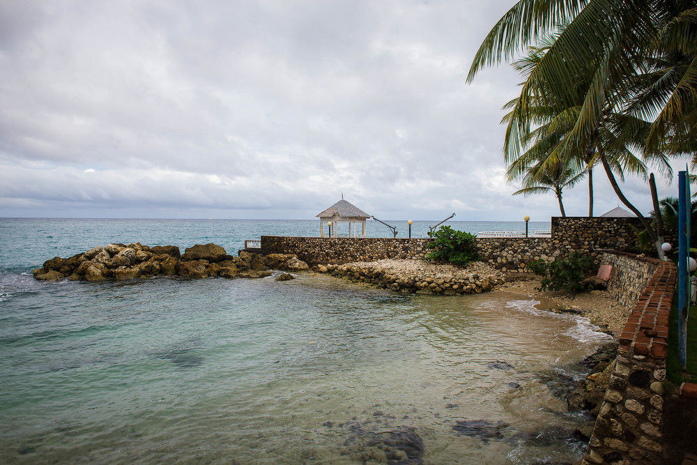 Tropical Court Inn New Kingston Luaran gambar